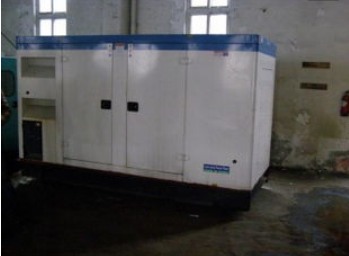 桂林康明斯150kw大型柴油二手发电机组